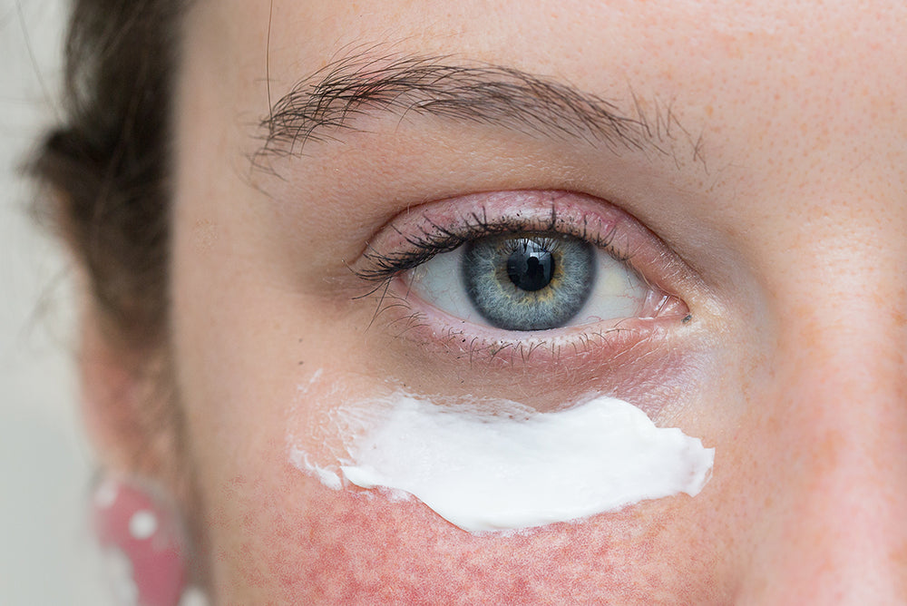 Regard : quel soin utiliser et comment l’appliquer ?